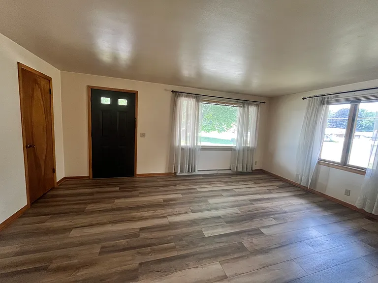 3324 Norman Ave NW — Photo 4