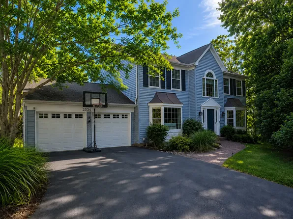 2334 Putnam Ln, Crofton, MD 21114