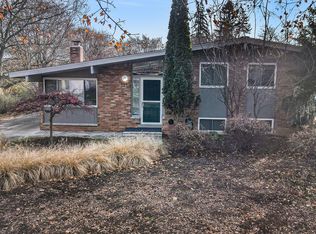 1212 Wines Dr, Ann Arbor, MI 48103