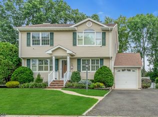 1735 Florida St, Westfield, NJ