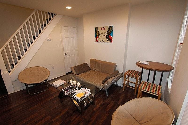 1st image of 1902 N Darien St #1