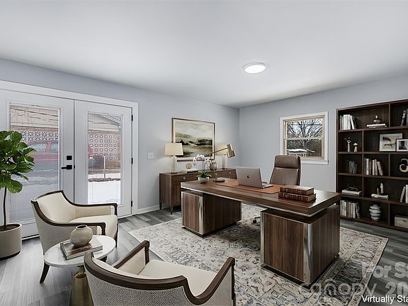 3rd image of 2621 Sherry Ln