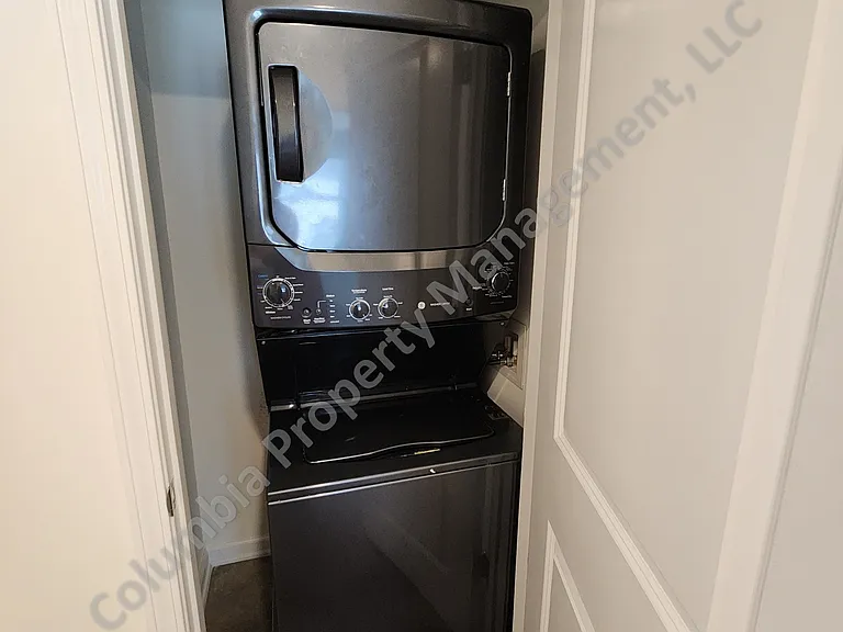 3751 Montgomery Ave — Photo 8