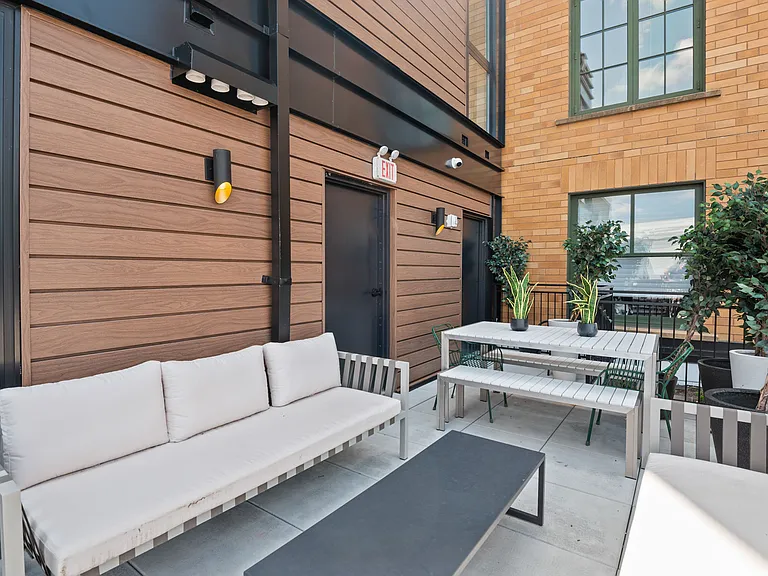 District - Co-Living — Photo 17