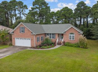 815 Pelican Drive, New Bern, NC 28560