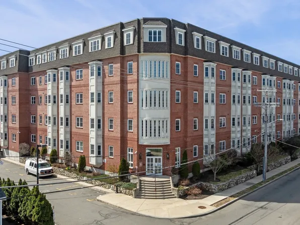 120 Wyllis Ave Unit 222, Everett, MA 02149