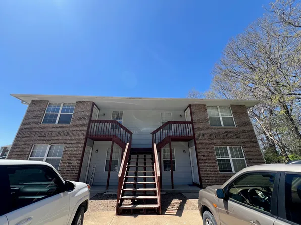 1002 Juniper Ct #D, Warrensburg, MO 64093