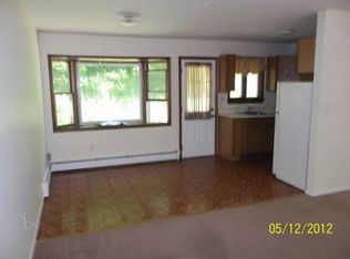 25 E Main St, Smithtown, NY 11787