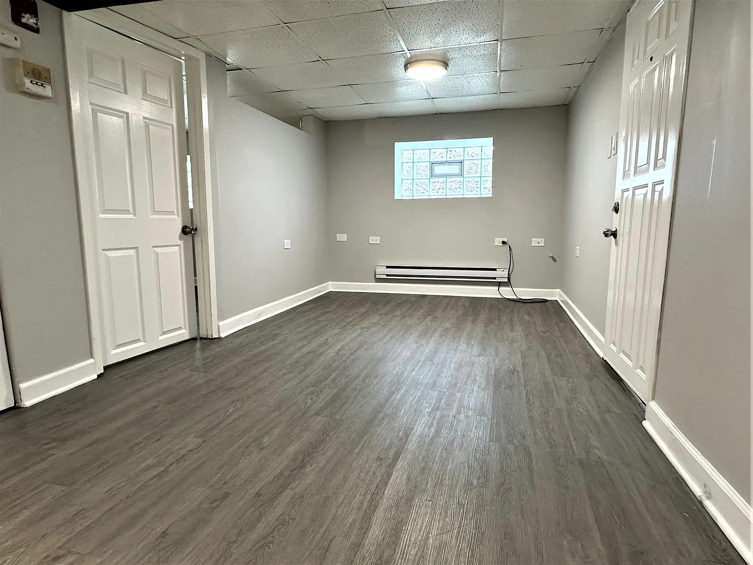 1 bed, 700 sqft, $1,600 — Photo 2