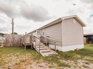 43 Thorn St, Parkersburg, WV 26101
