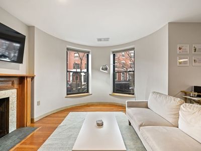 84 Gainsborough St UNIT 101W, Boston, MA, 02115
