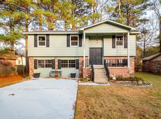 11005 King Arthurs Dr, Little Rock, AR 72209