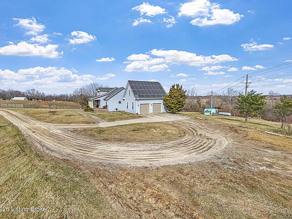 4th image of 2942 Pendleton Rd