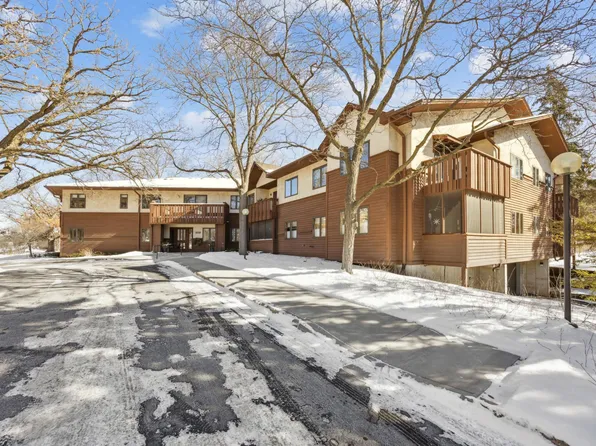 2250 Luther Pl APT 209, Saint Paul, MN 55108