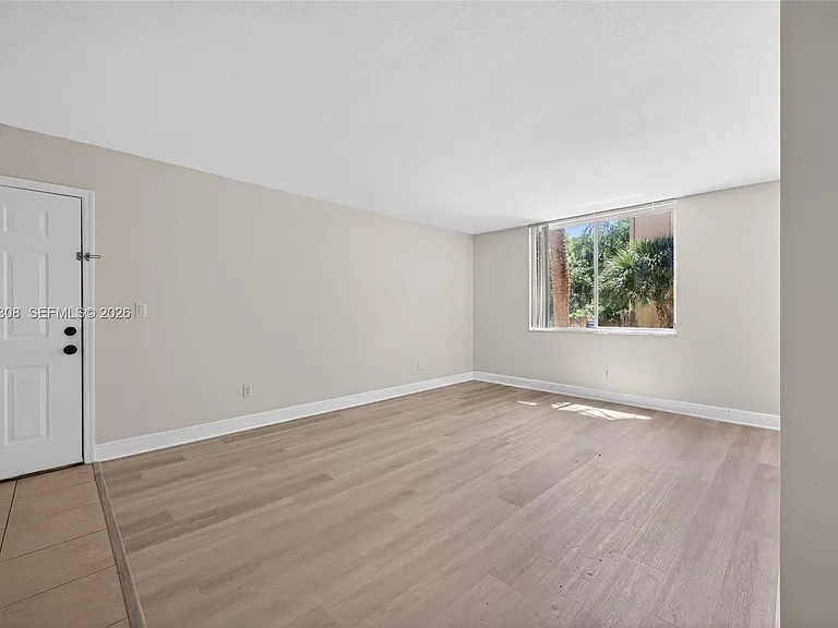 4025 W McNab Rd #E109 — Photo 3