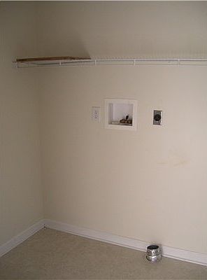 Building Photo 3