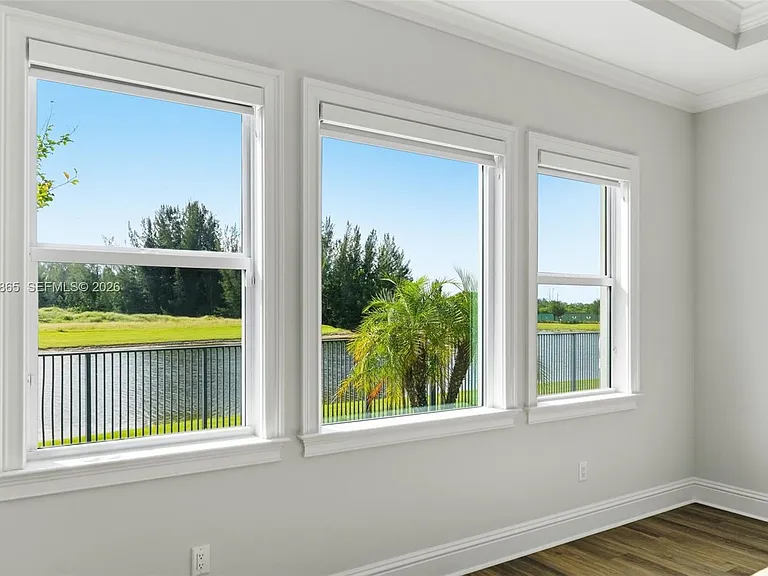 4662 Estates Cir — Photo 30