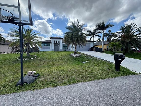 4th image of 113 NW 38th Pl
