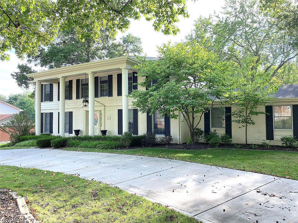 2nd image of 352 Littany Ln