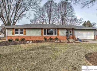414 S 216th St, Elkhorn, NE 68022