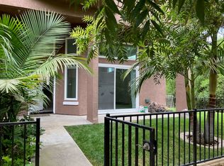 269 N Skyline Dr, Thousand Oaks, CA 91362