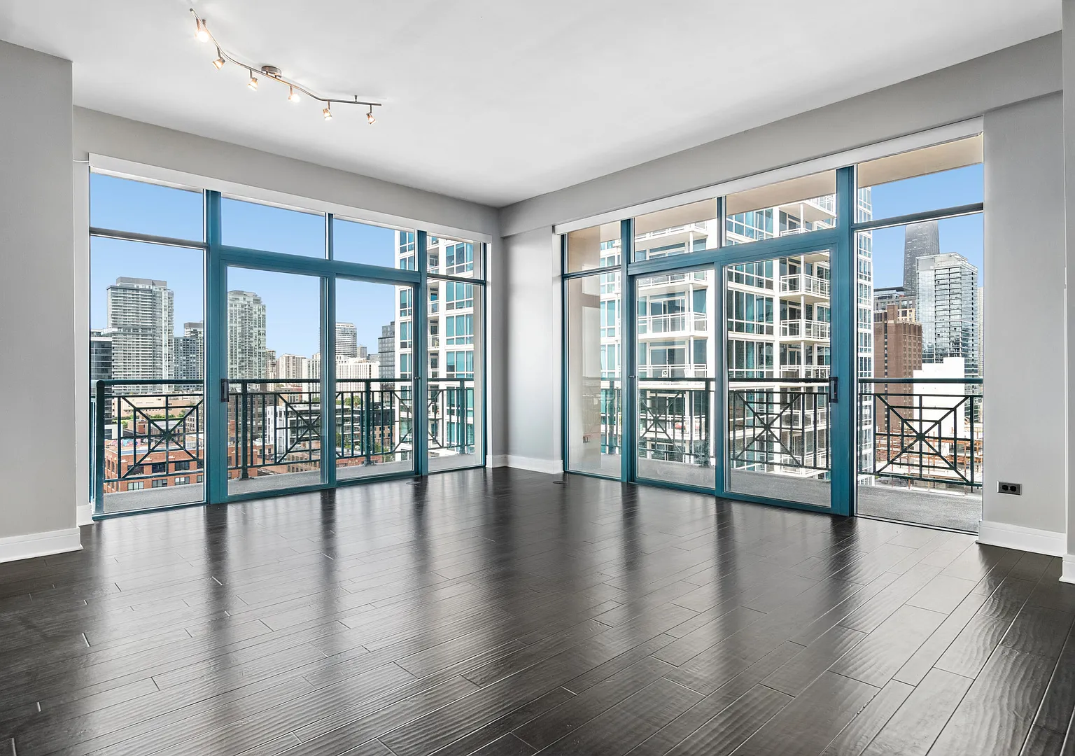 2 bed, 1182 sqft, $3,900 — Photo 4