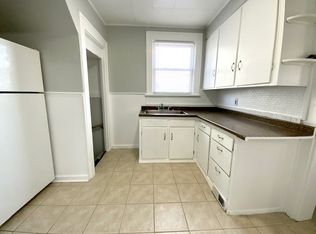 1524 E 221st St, Euclid, OH