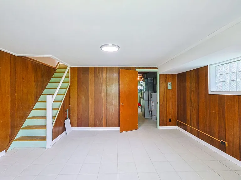 1826 Tomlinson Rd — Photo 12