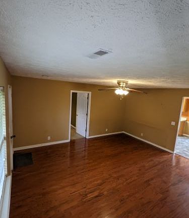 5th image of 7206 Alexandria Dr