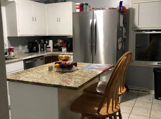 8904 W 80th St, Overland Park, KS 66204