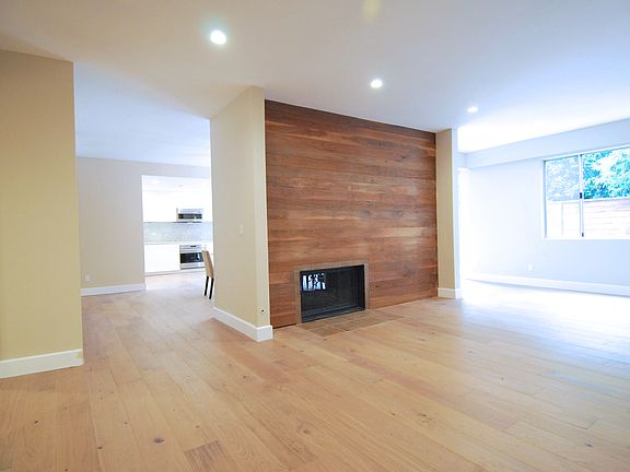 5th image of 380 S Orange Grove Blvd APT 9