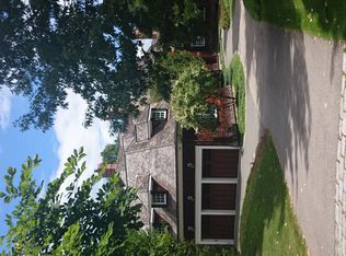 36 Lowell Ln, Brookline, MA 02445