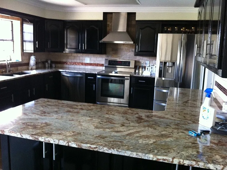 5750 Tryon Rd — Photo 3