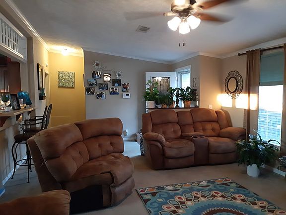4th image of 245 Ironwood Dr