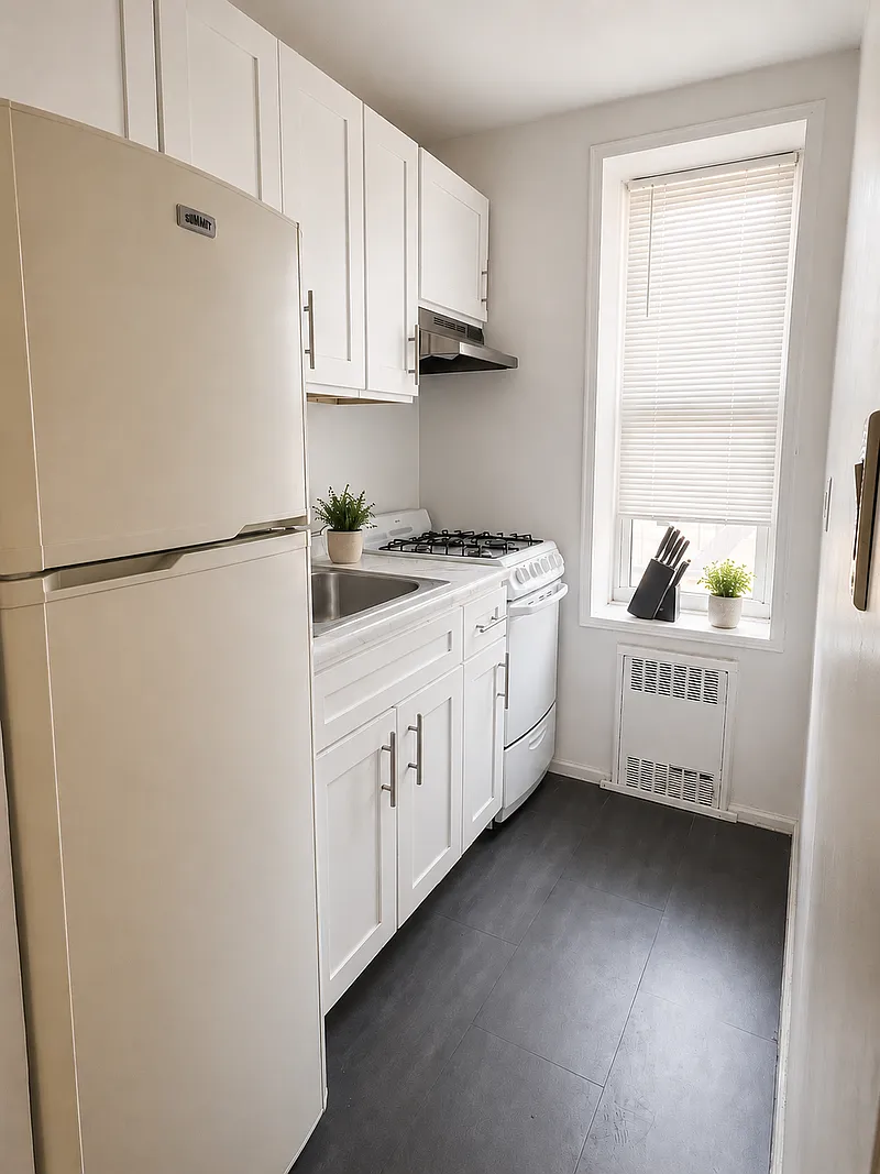 1640 Ocean Parkway — Photo 1