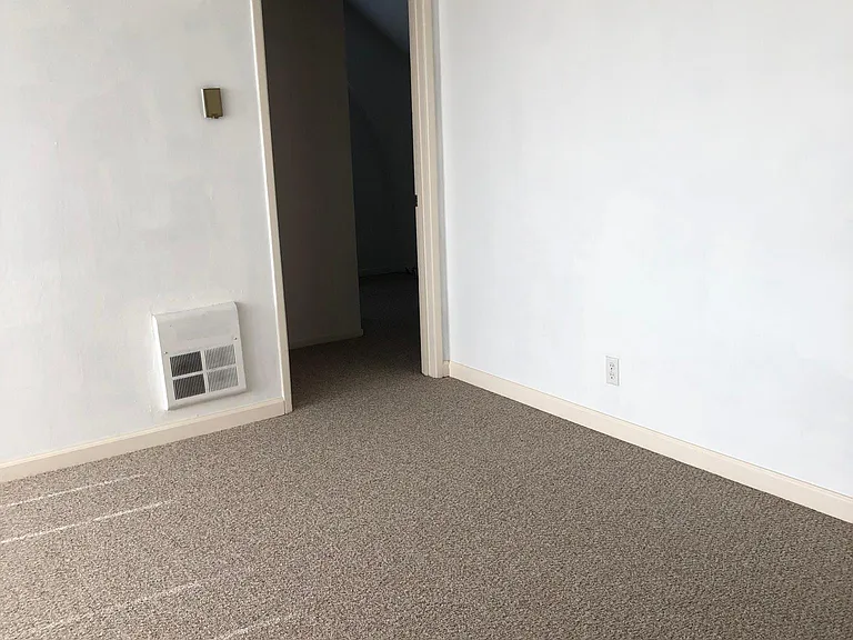 2715 Benvenue Ave #5 — Photo 9