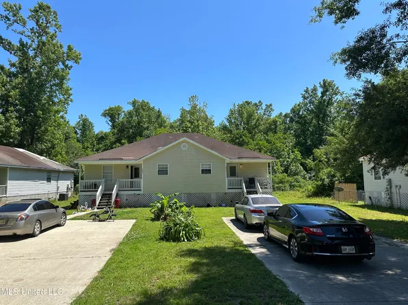 20033 Sunshine Dr #A & B, Long Beach, MS 39560