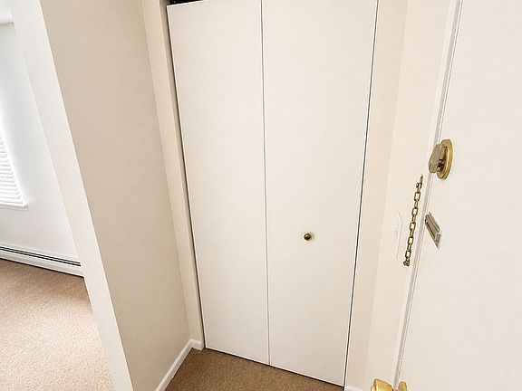 3rd image of 655 Talcottville Rd APT 80