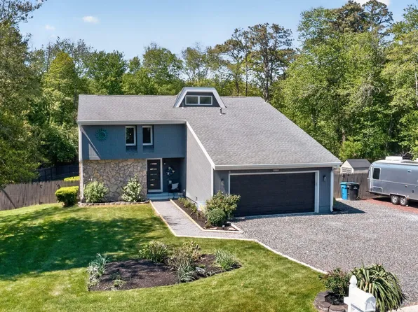 26 Greenbriar Rd, Marmora, NJ 08223