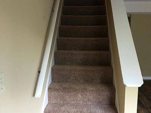 4th image of 1551 E Knollwood Cir APT 4