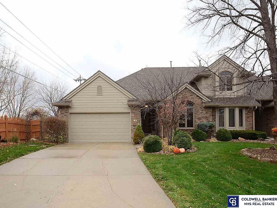 1st image of 2542 S 221st Cir