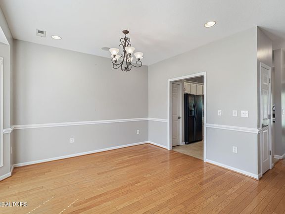 5th image of 4818 Briar Rock Ln
