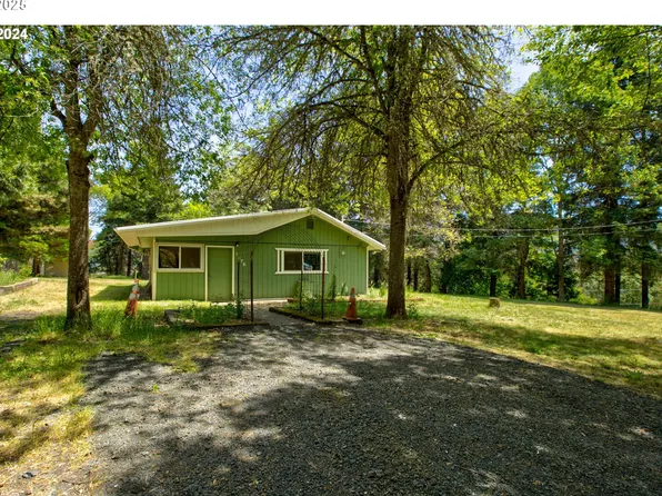 1575 Weaver Rd, Myrtle Creek, OR 97457