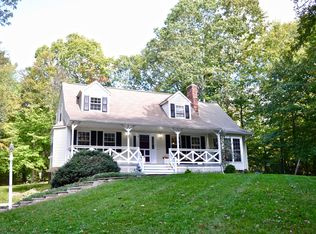 4 Hemlock Rd, Charlton, MA 01507