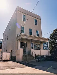 207-211 Culver Avenue