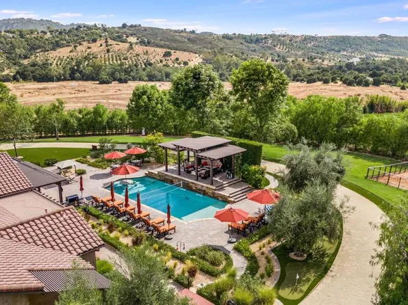 30823 Hilltop View Ct, Valley Center, CA 92082