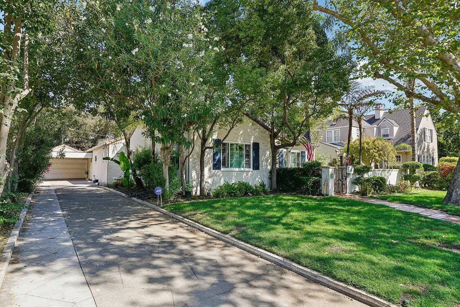 5 bed, $1,025 — Photo 2