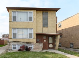 7906 S Whipple St, Chicago, IL 60652
