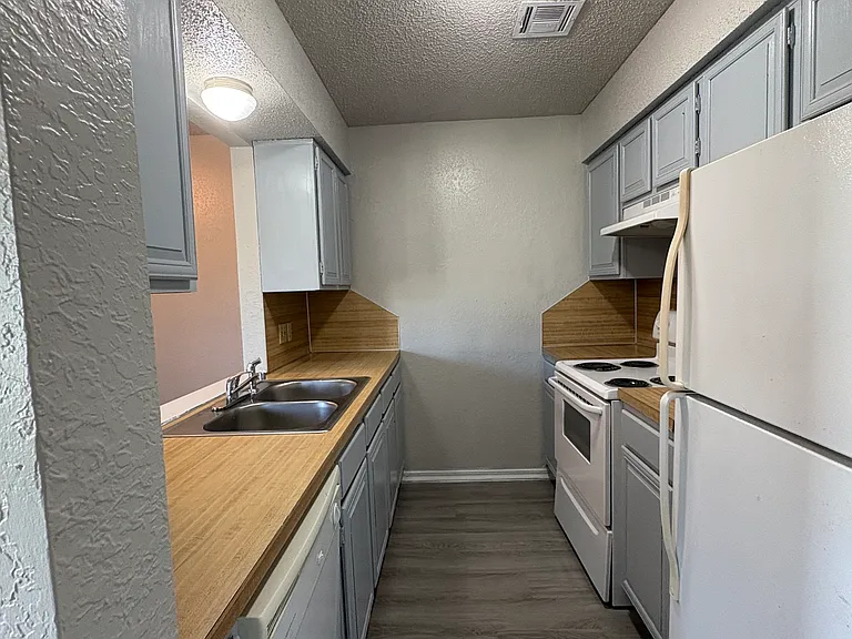 8244 N 117th East Ave — Photo 3