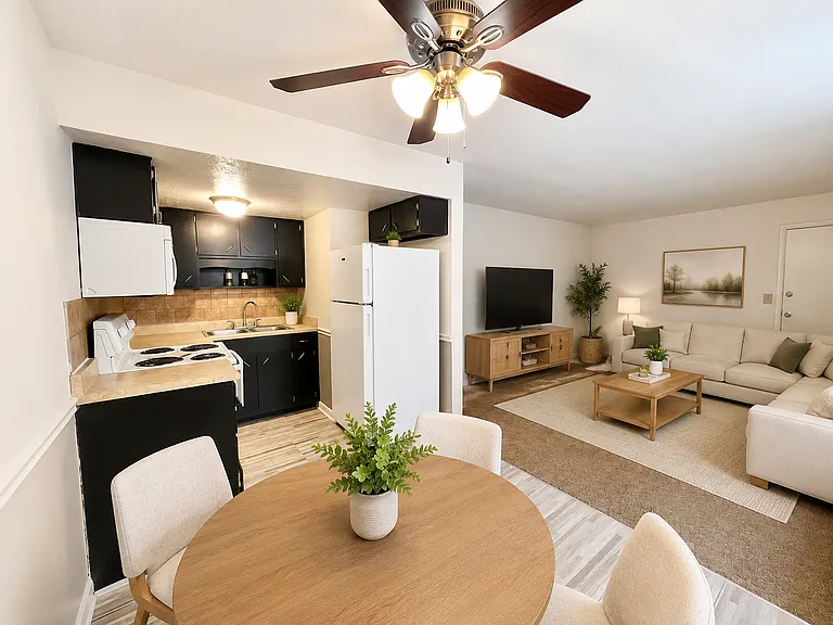 Mayfair Apartments — Photo 6